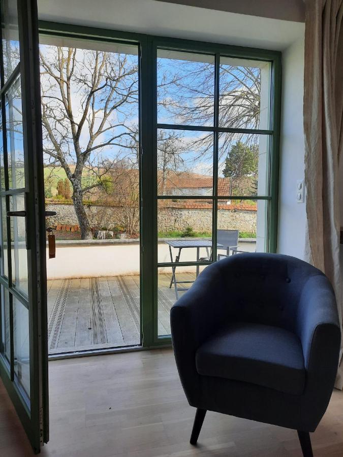 Le Relais Bed & Breakfast Revillon Exterior photo